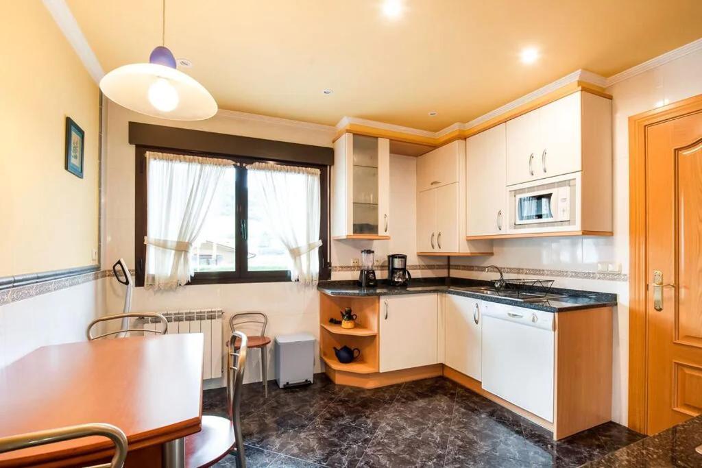 レイツァ Magnifica Casa Con Jardin, Bbq E Hidromasajeヴィラ エクステリア 写真